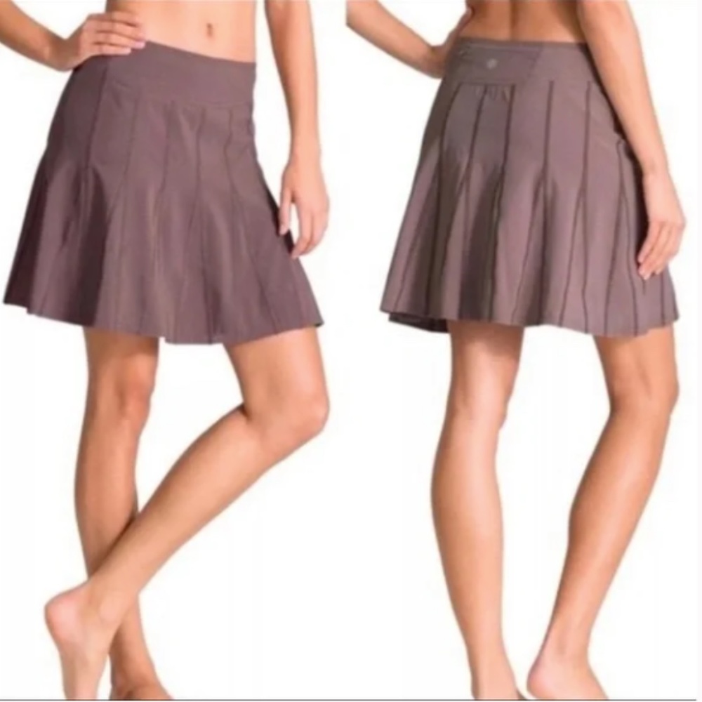 Athleta Taupe Pleated A-Line Skirt